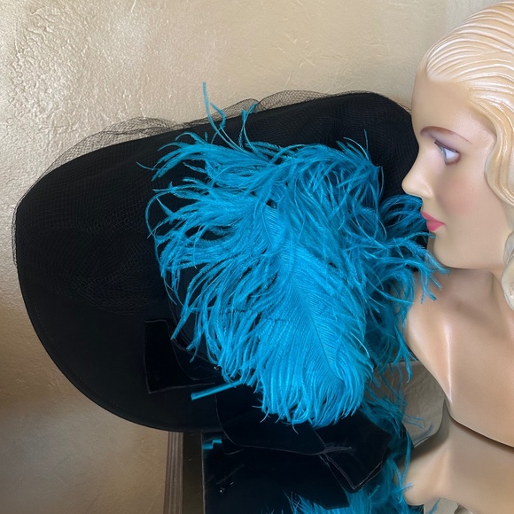 REGAL 1940\'s BLACK FELKT WIDE BRIM HAT +  TURQUOISE OSTRICH FEATHERS & VEILING main image 8